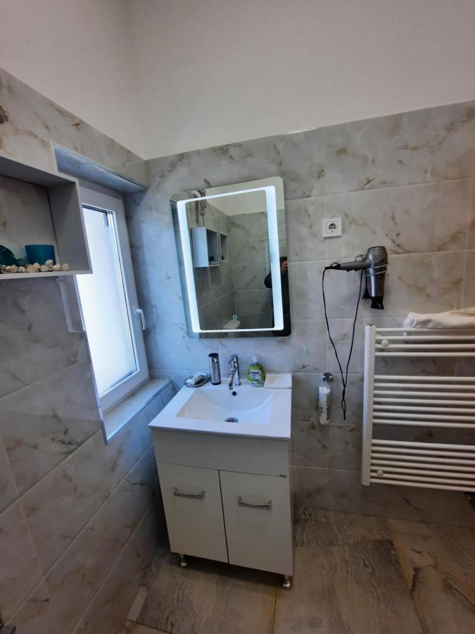 Frangipani Apartment
